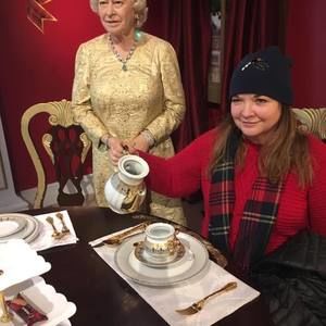 Meet your Posher, Joy